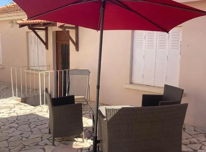 Domaine De La Source Bas Daire Vias